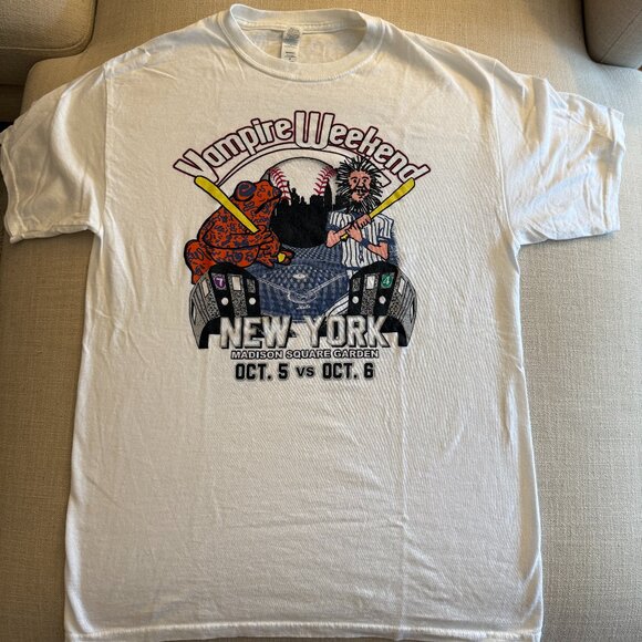 *Special Edition* Vampire Weekend "No Repeats" T-Shirt - Size M - Picture 1 of 6